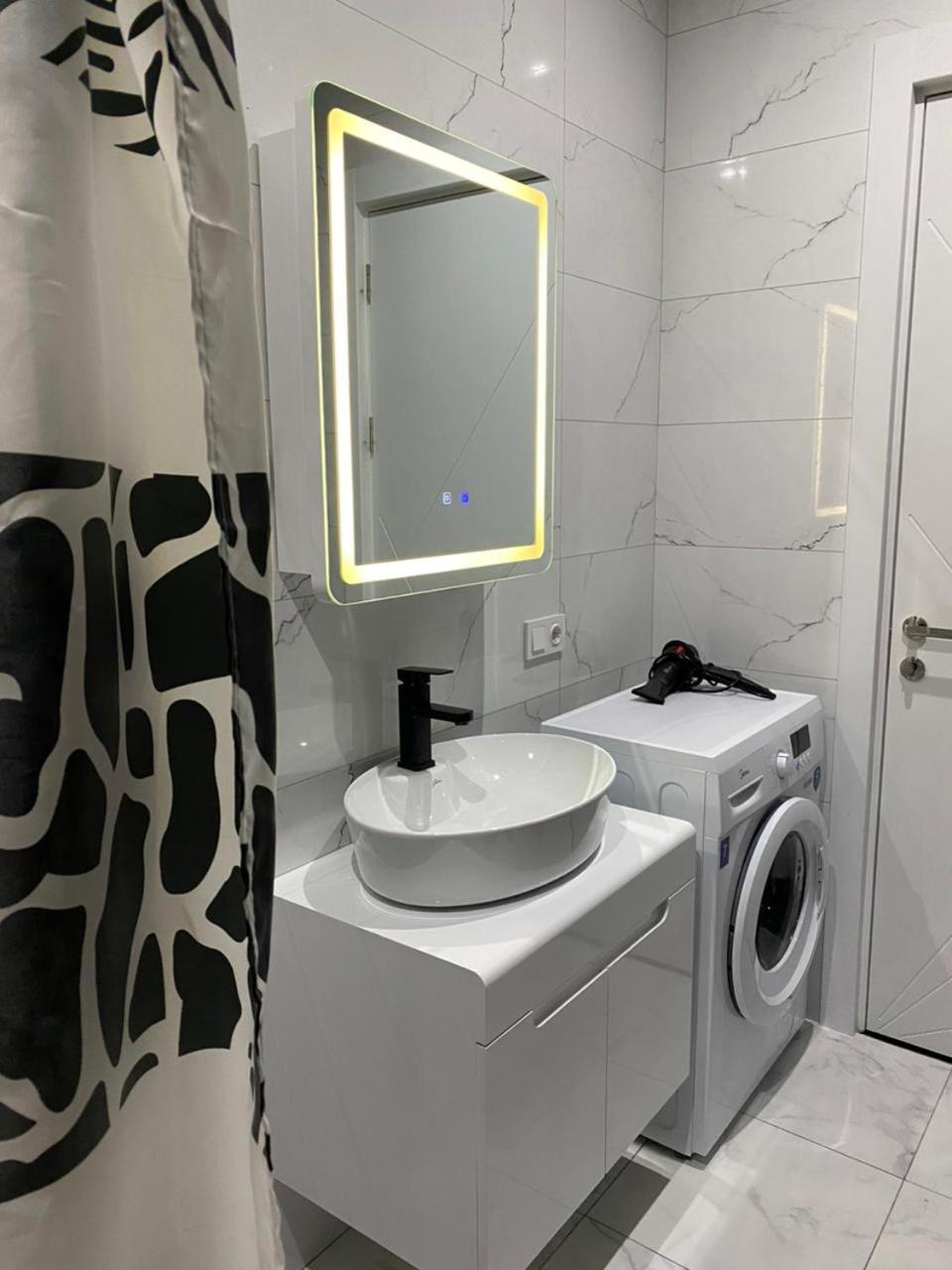 Apartment - "Exclusive" Tbilisi Eksteriør bilde